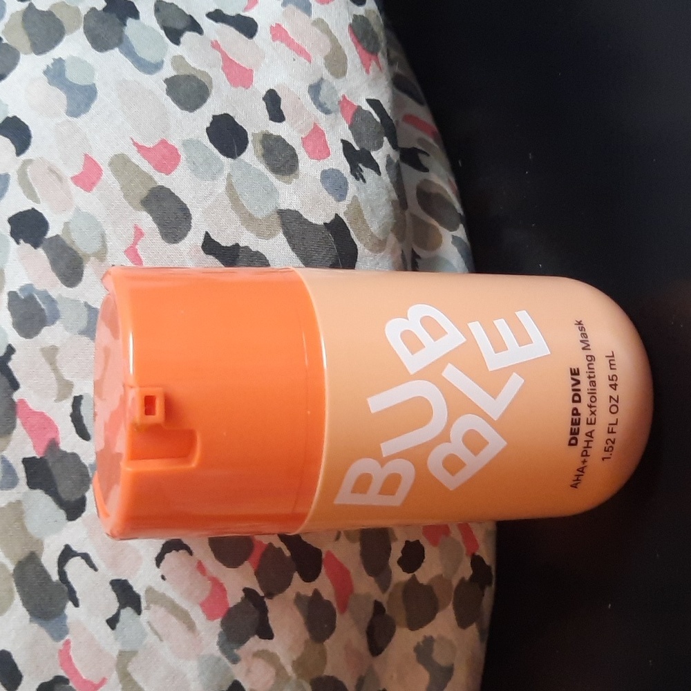 New without box bubble deep dive exfoliating mask